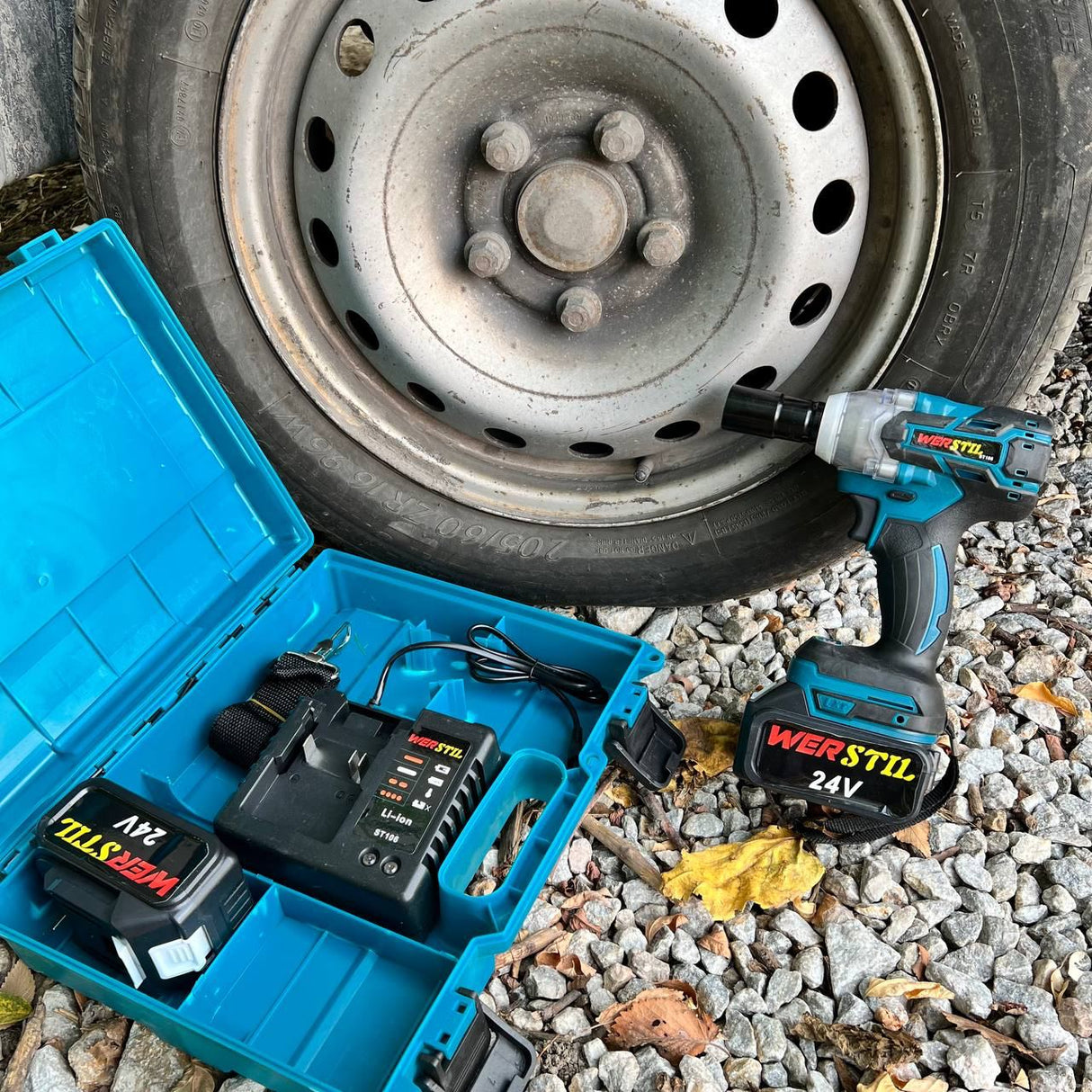 Промо Комплект Акумулаторен Безчетков Ъглошлайф WERSTIL 24V + 2 Батерии и Зарядно с Куфар + Професионален Акумулаторен Ударен Гайковерт WERSTIL 24V 4Ah 500 N/m - Stivo.bg
